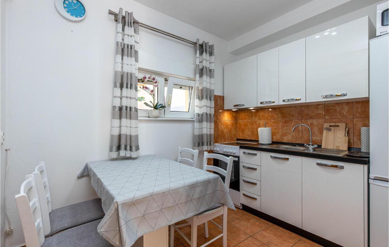 Amazing Apartment In Kostrena With 1 Bedrooms And Wifi Buitenkant foto