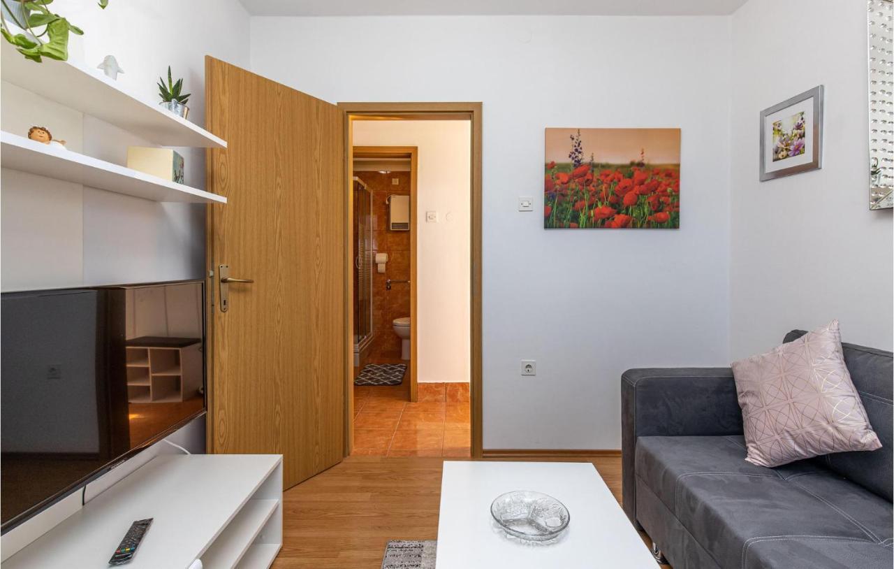 Amazing Apartment In Kostrena With 1 Bedrooms And Wifi Buitenkant foto