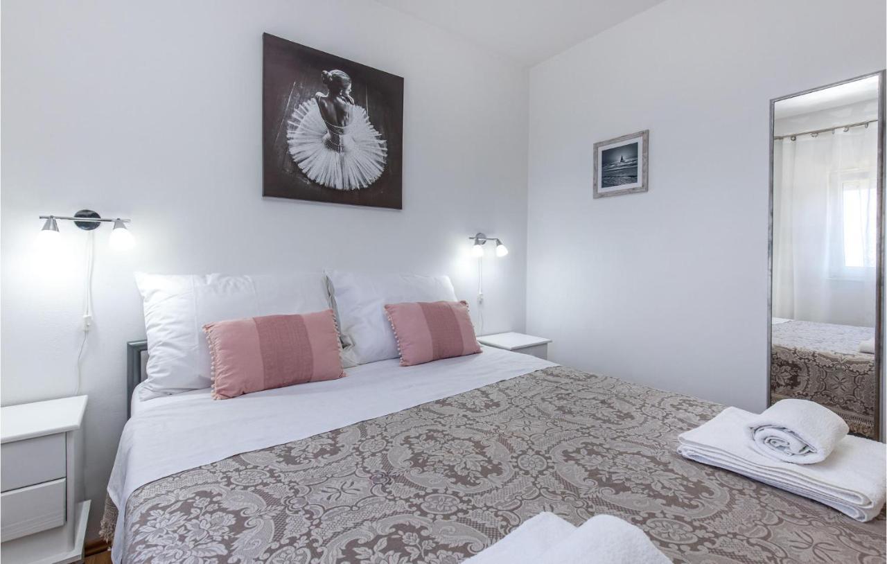 Amazing Apartment In Kostrena With 1 Bedrooms And Wifi Buitenkant foto