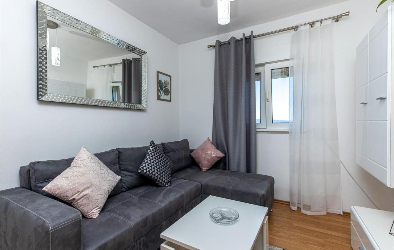 Amazing Apartment In Kostrena With 1 Bedrooms And Wifi Buitenkant foto